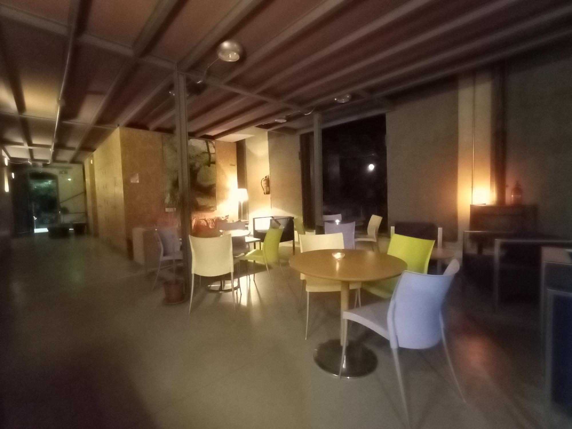 Albergue & Cafeteria Via De La Plata Hervás Buitenkant foto